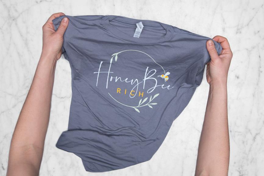 Honey Bee Rich - T shirt - Every BODY wants to be Rich!