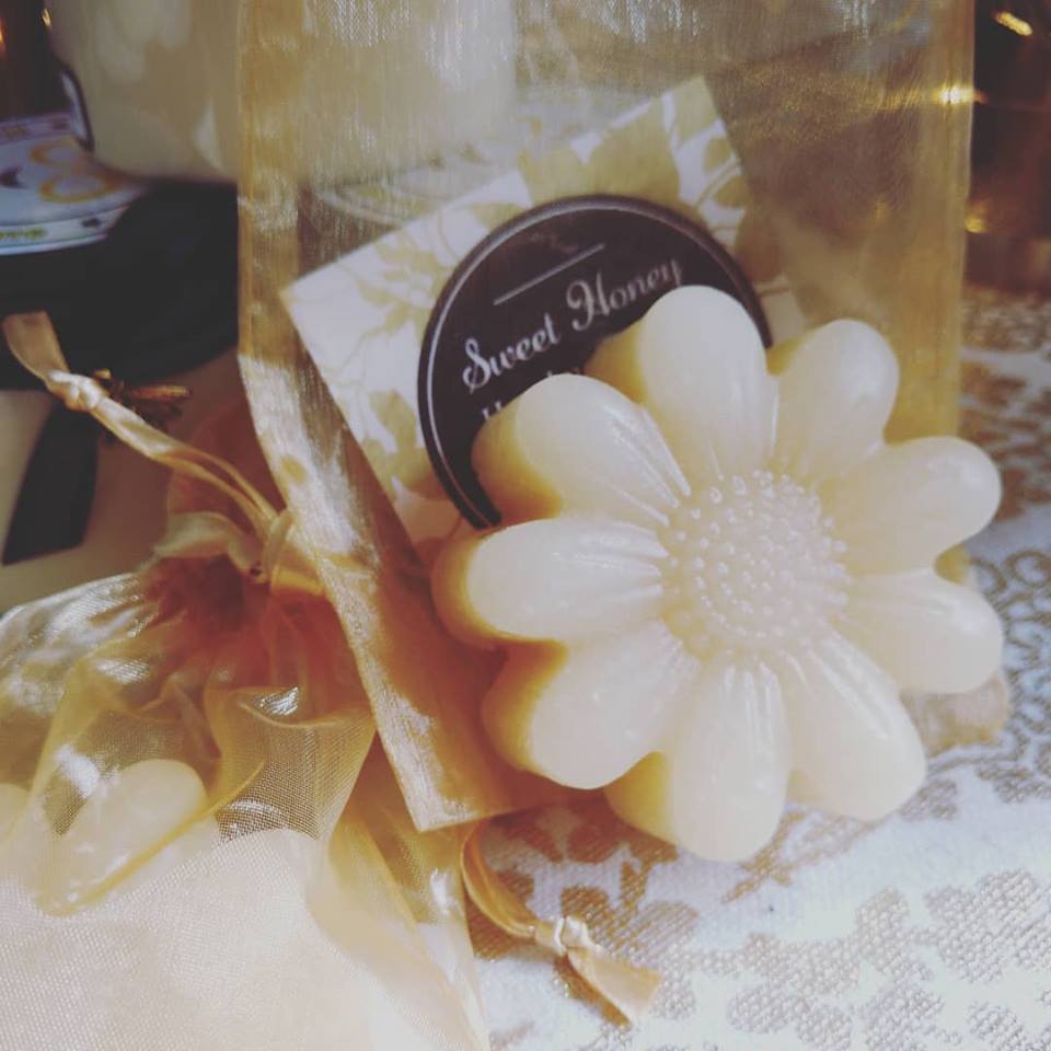 Sweet Honey & Beeswax Soap -