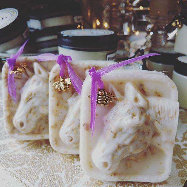Horse Soap - Oatmeal & Honey - 4.75 oz Lavender Vanilla